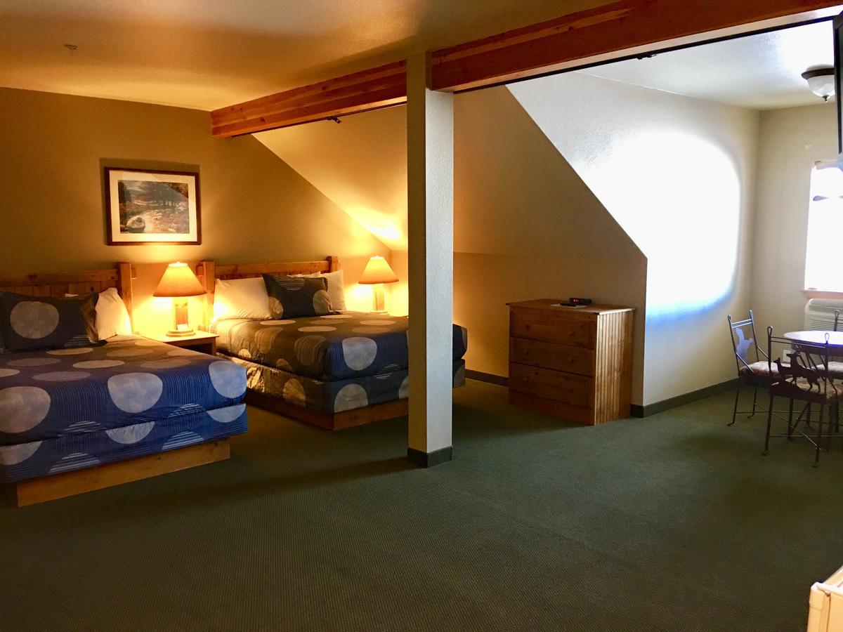 Boulder Creek Inn Donnelly 外观 照片