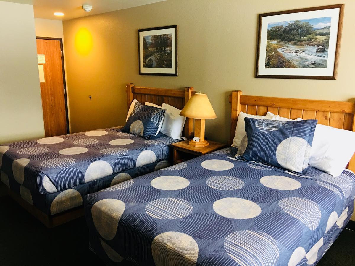 Boulder Creek Inn Donnelly 外观 照片