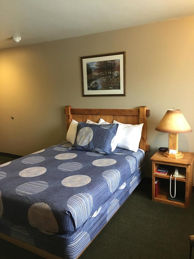 Boulder Creek Inn Donnelly 外观 照片