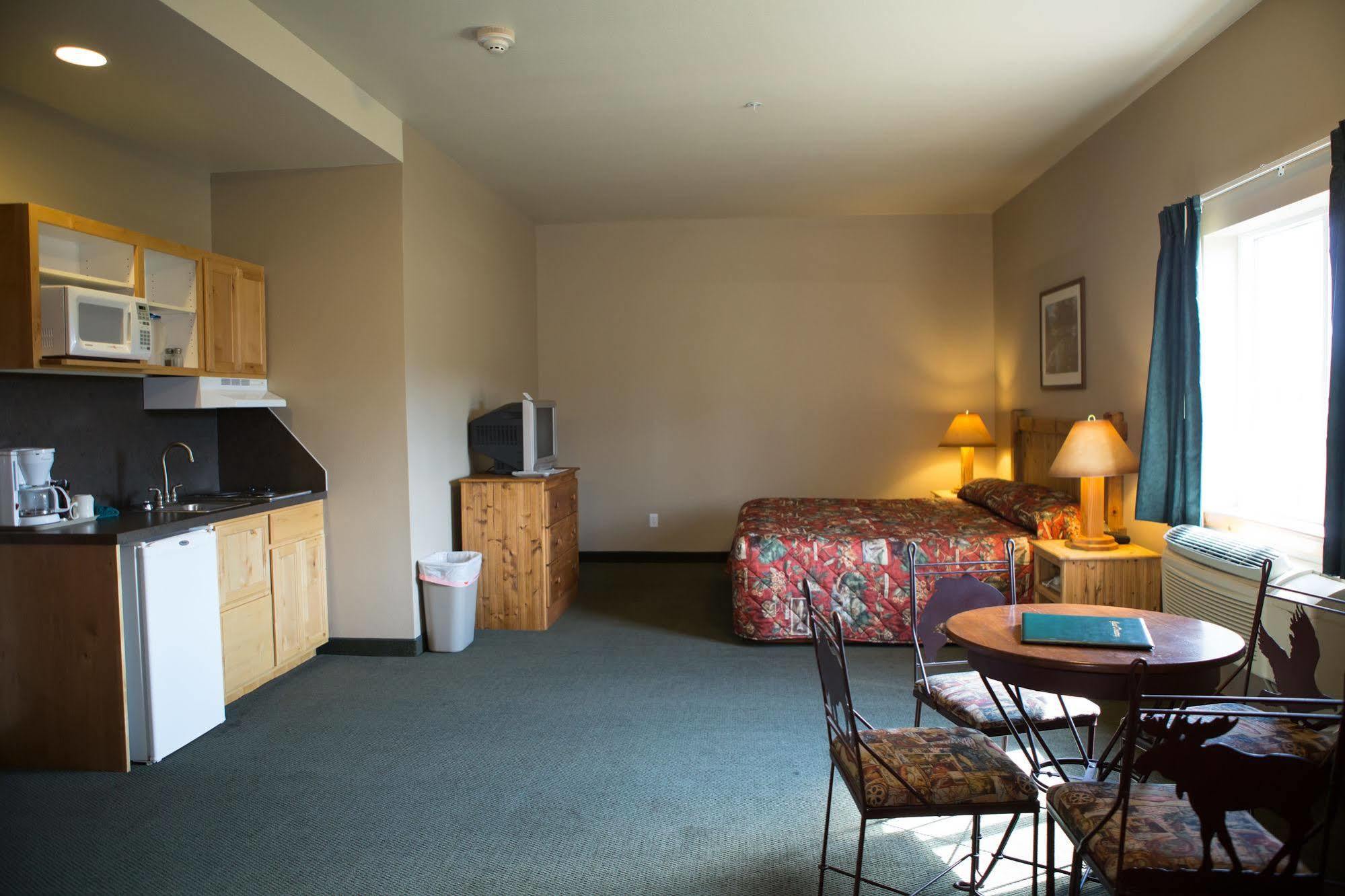Boulder Creek Inn Donnelly 外观 照片
